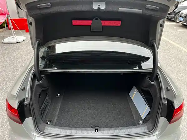 Audi S4 2023, фото 9