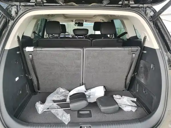 Hongqi HS7 PHEV 2024, фото 19