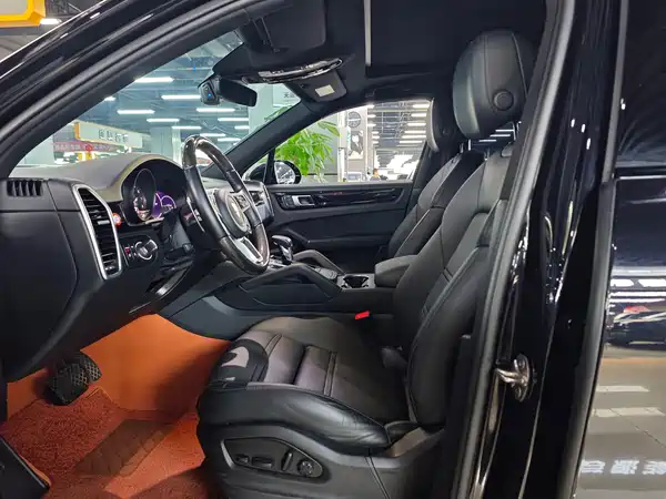 Porsche Cayenne PHEV 2021, фото 4