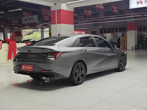 Hyundai Elantra 2022, фото 2