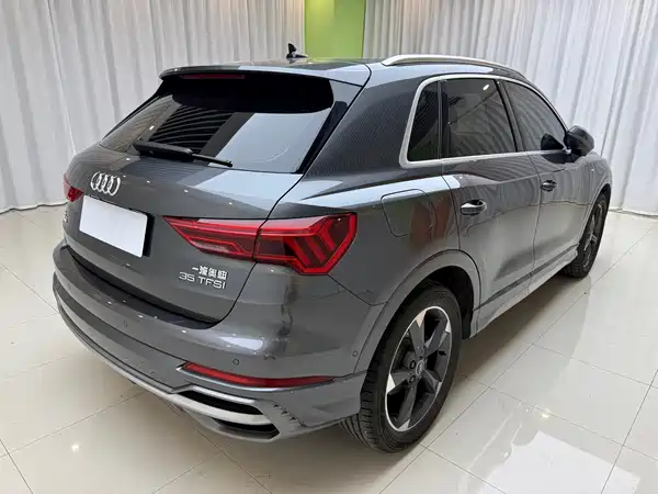 Audi Q3 2023, фото 4