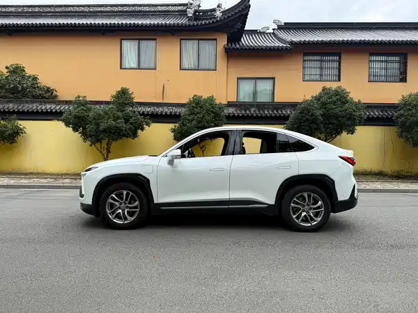 NIO EC6 2022, фото 7
