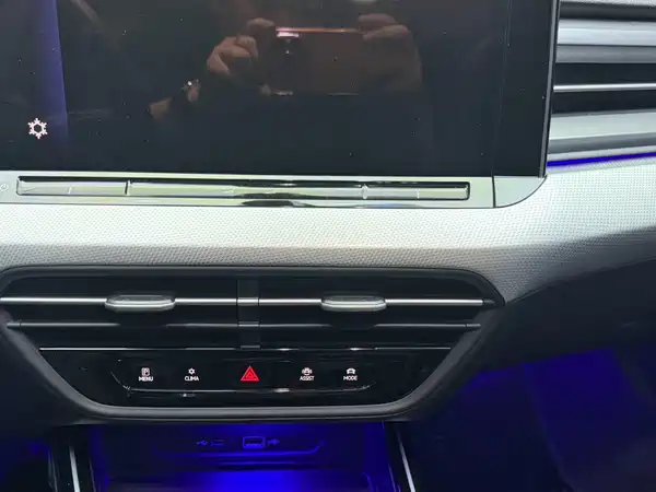 Volkswagen Lamando 2023, фото 6