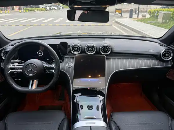 Mercedes-Benz C-Class 2023, фото 10