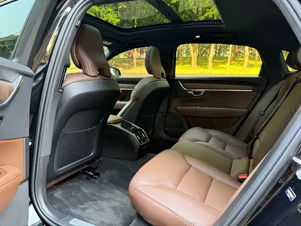 Volvo S90 2024, фото 7