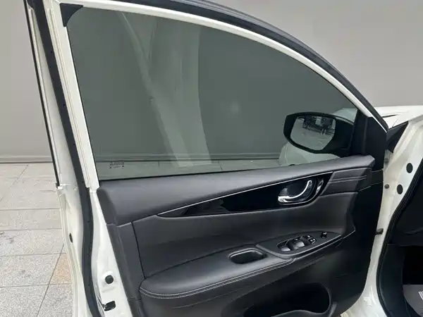Nissan Tiida 2024, фото 12
