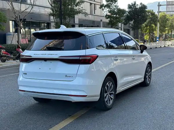 BYD Song MAX 2021, фото 17