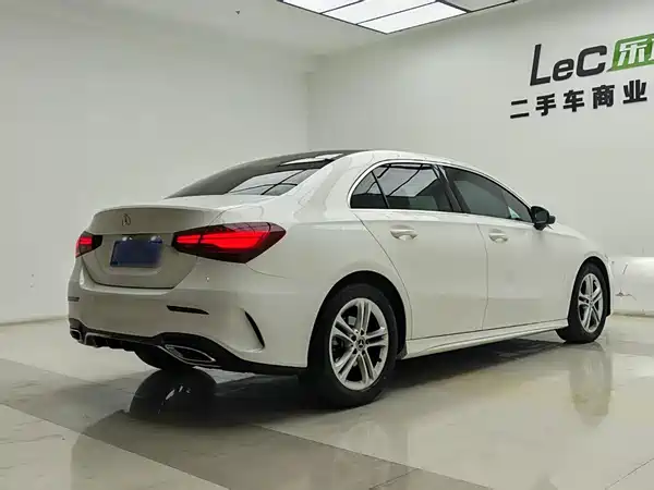 Mercedes-Benz A-Class 2023, фото 5