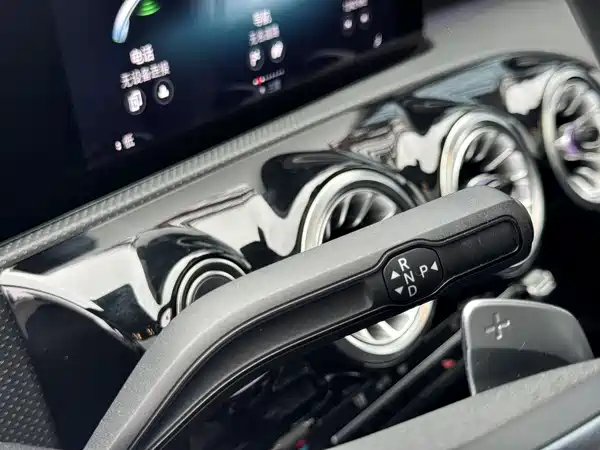 Mercedes-Benz A-Class 2020, фото 12