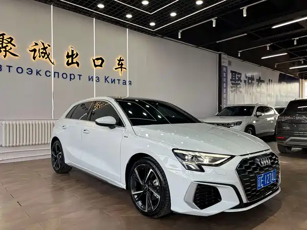 Audi A3 2022, фото 3