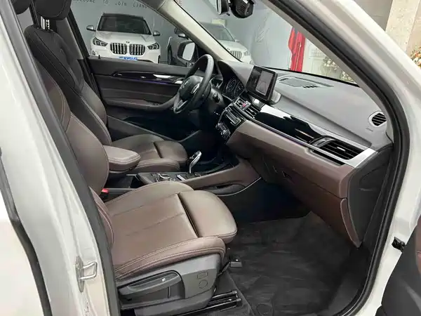 BMW X1 2022, фото 14