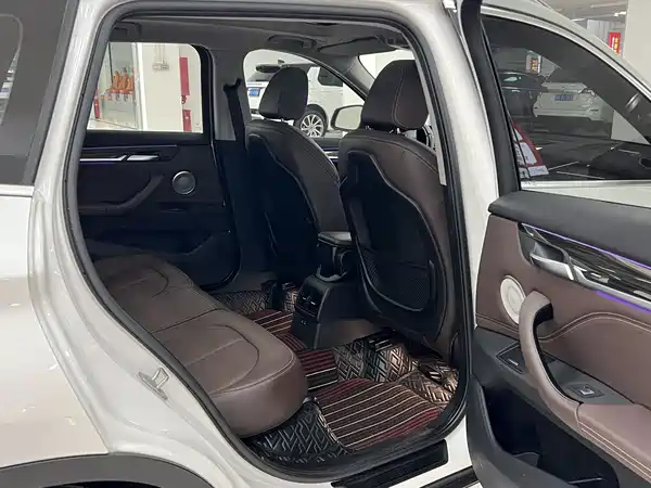 BMW X1 2022, фото 12