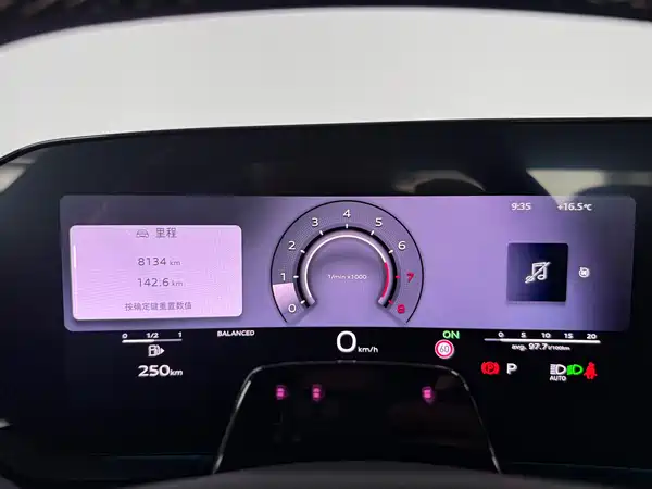 Audi A5L 2025, фото 11