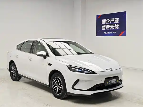 BYD Seal 05 DM-i 2025, фото 3