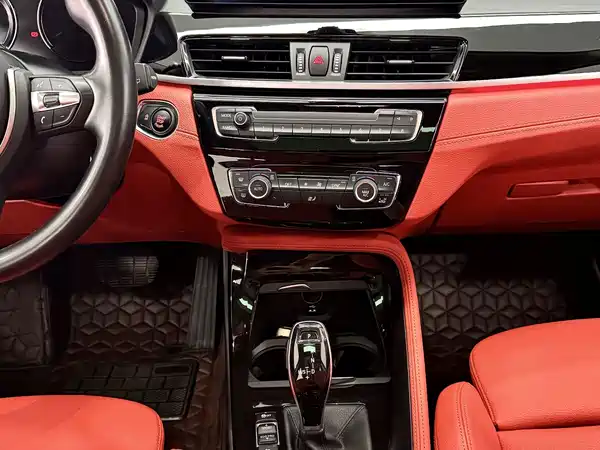 BMW X2 2022, фото 9