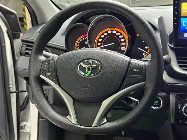 Toyota Yaris 2022, фото 12