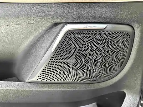 Mercedes-Benz V-Class 2022, фото 17