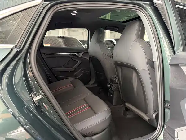 Audi A3 2022, фото 16