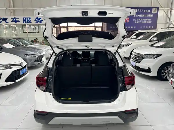Toyota Yaris 2022, фото 10