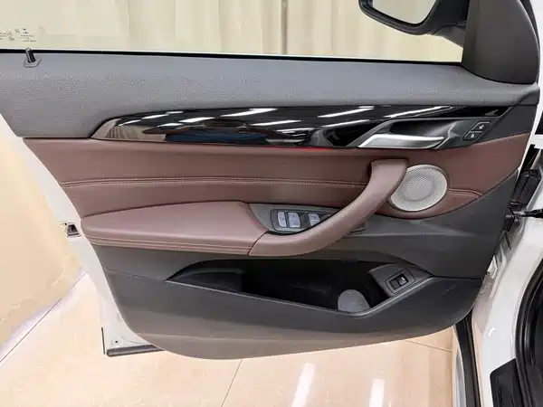 BMW X1 2022, фото 7