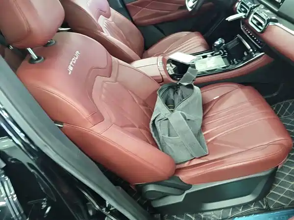 Jetour X70 PLUS 2025, фото 24