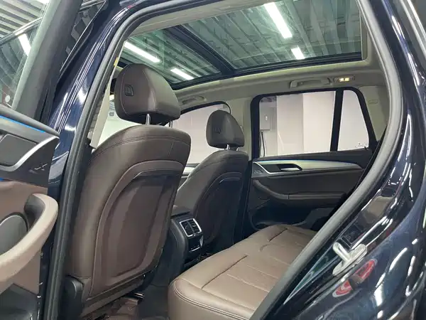 BMW iX3 2022, фото 20