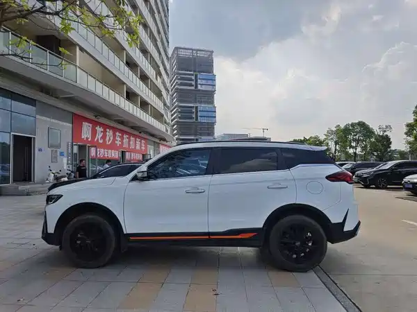 Geely Boyue 2022, фото 3