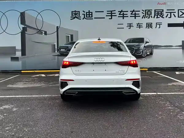 Audi A3 2024, фото 3