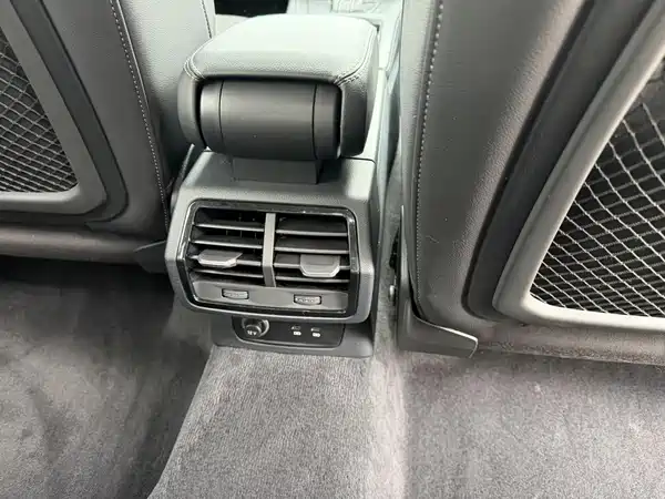 Audi Q3 2022, фото 17