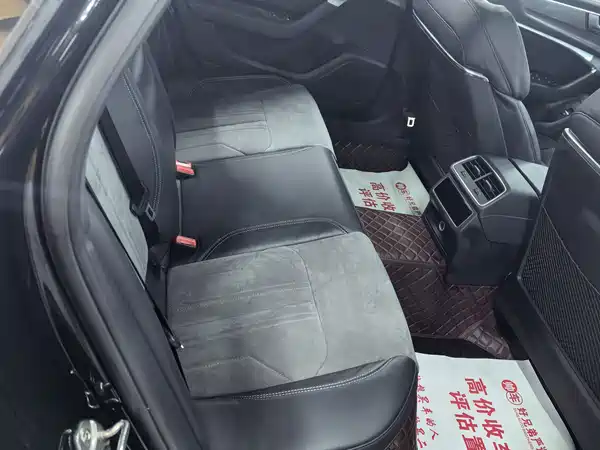 Audi A6L 2022, фото 7