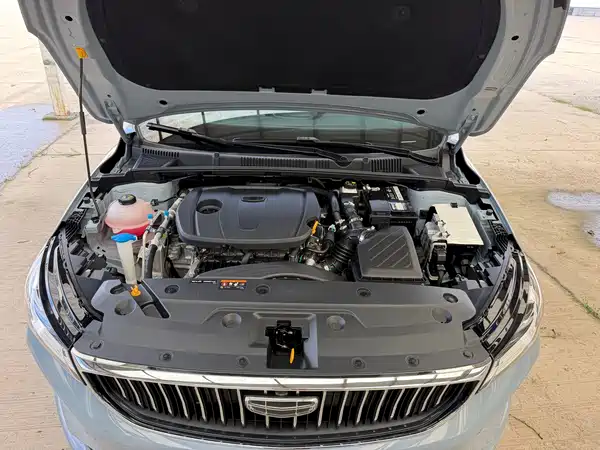 Geely Emgrand 2023, фото 16