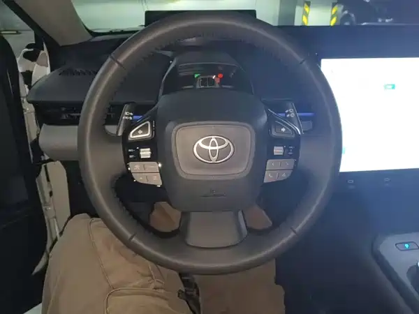 Toyota bZ5 2025, фото 11