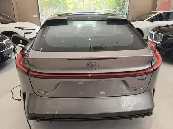Toyota bZ5 2025, фото 6