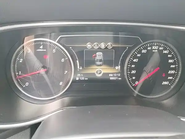 Hongqi H5 2022, фото 11