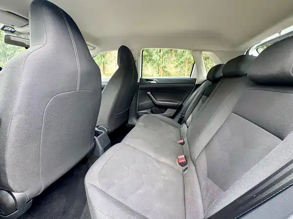 Volkswagen Polo 2023, фото 13