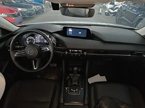 Mazda 3 2023, фото 9