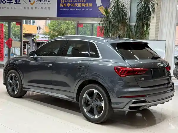 Audi Q3 2023, фото 6