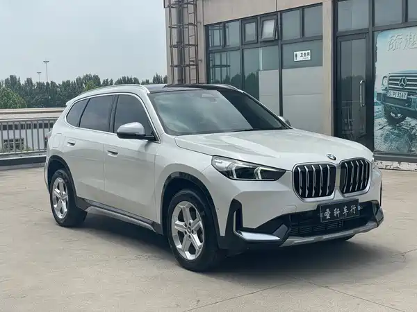 BMW X1 2023, фото 3
