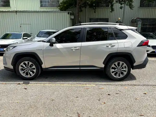 Toyota Wildlander 2022, фото 7