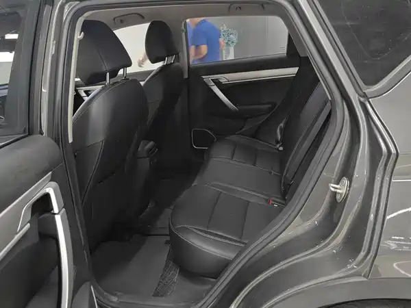 Geely Coolray 2025, фото 11