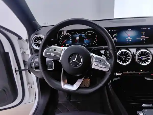 Mercedes-Benz A-Class 2022, фото 15