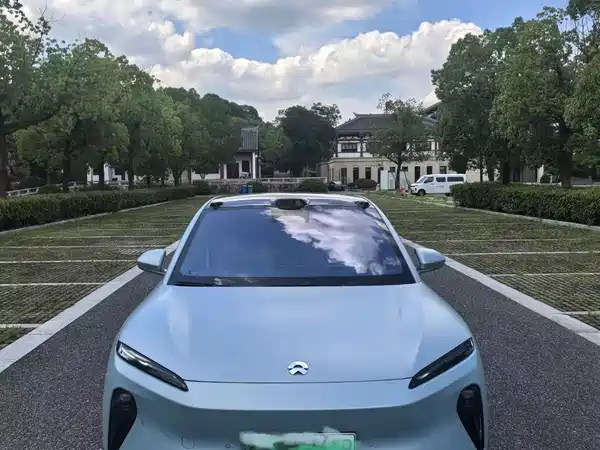 NIO ET5 2022, фото 2