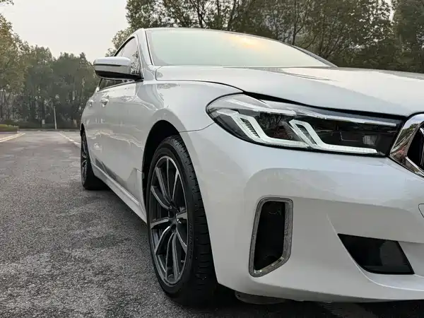 BMW 6 Series GT 2022, фото 21