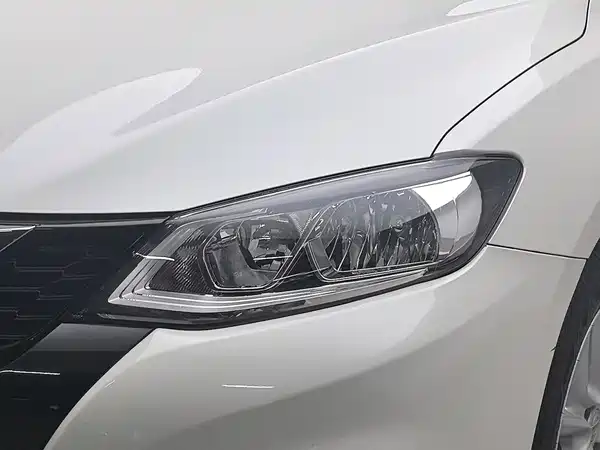 Nissan Tiida 2024, фото 7