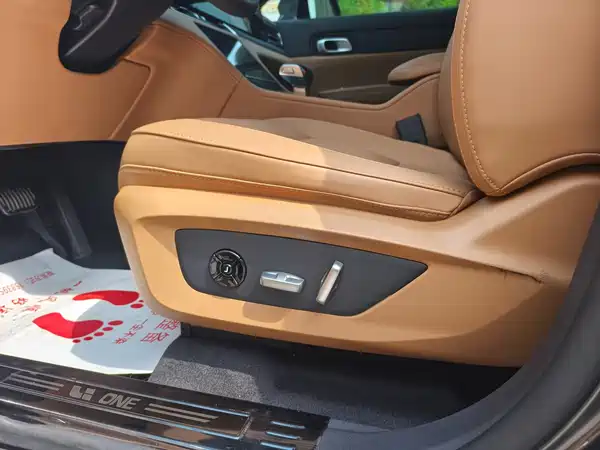 Li Auto ONE 2021, фото 12