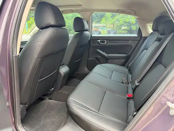 Honda Civic 2023, фото 5