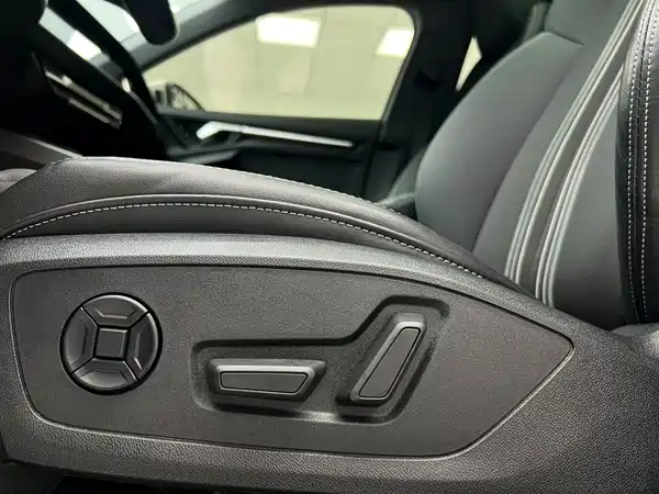 Audi A3 2022, фото 14