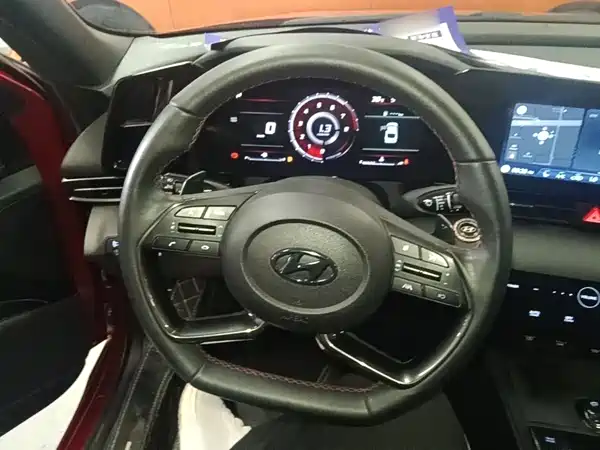 Hyundai Elantra 2022, фото 10