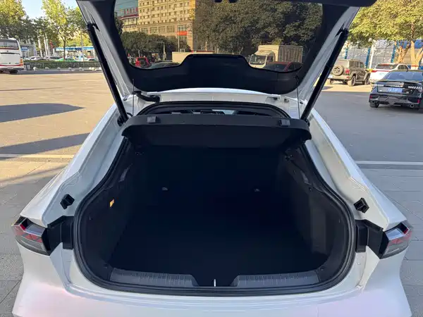 Changan UNI-V iDD 2024, фото 12