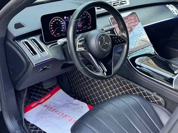Mercedes-Benz S-Class 2022, фото 4